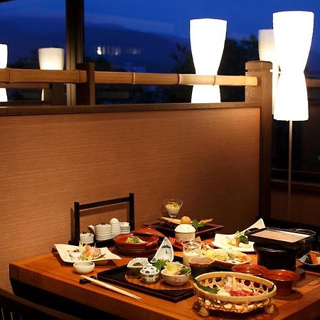 Tokinoniwa Hotel Kusatsu  Exterior photo