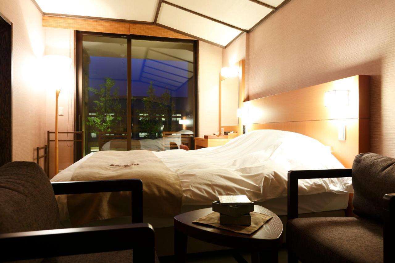 Tokinoniwa Hotel Kusatsu  Exterior photo